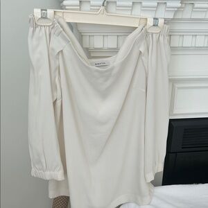 Babaton Elegant Ivory Blouse S